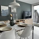 Ultra-central And Quiet, With Balcony Apartament *