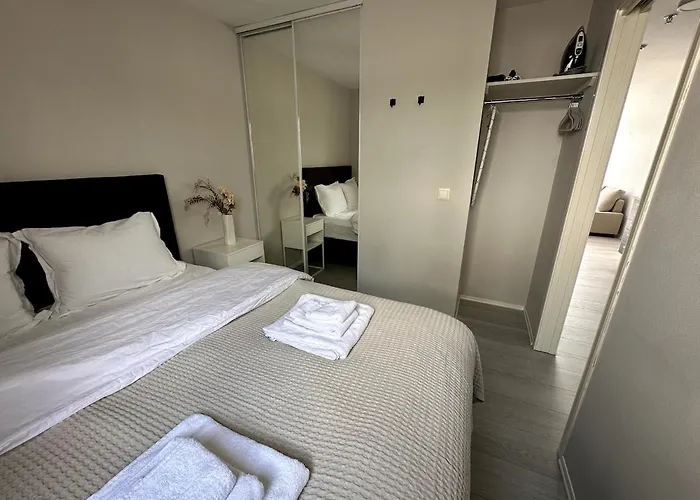 Ultra-central And Quiet, With Balcony Appartement Stavanger